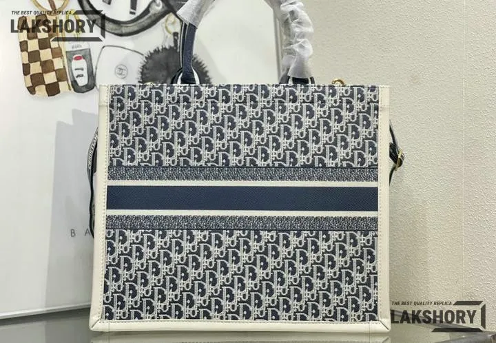 Dior 1:1 Mirror Replica Blue Oblique Chambray Embroidery & Latte Book Tote Christian Dior Replica Book Totes Dior 1:1 Mirror Replica Blue Oblique Chambray Embroidery & Latte Book Tote Christian Dior Replica Book Totes