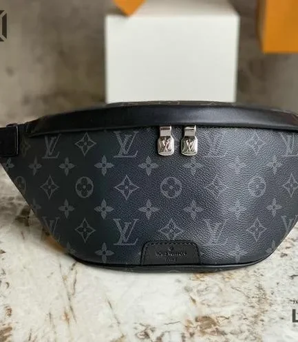 Louis Vuitton 1:1 Mirror Replica Monogram Eclipse Discovery Bumbag PM 44CM/17.3IN Louis Vuitton Replica Bumbag