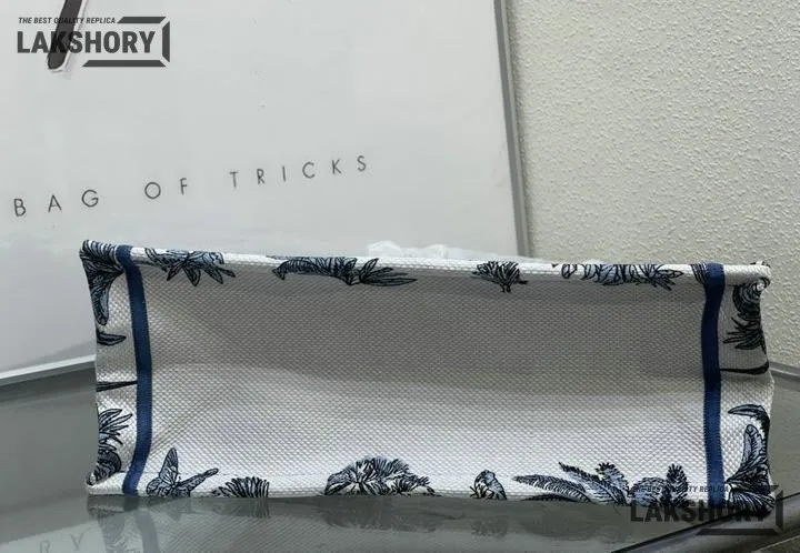 Dior 1:1 Mirror Replica Dioriviera Book Tote Toile de Jouy Palms White & Blue Christian Dior Replica Book Totes Dior 1:1 Mirror Replica Dioriviera Book Tote Toile de Jouy Palms White & Blue Christian Dior Replica Book Totes