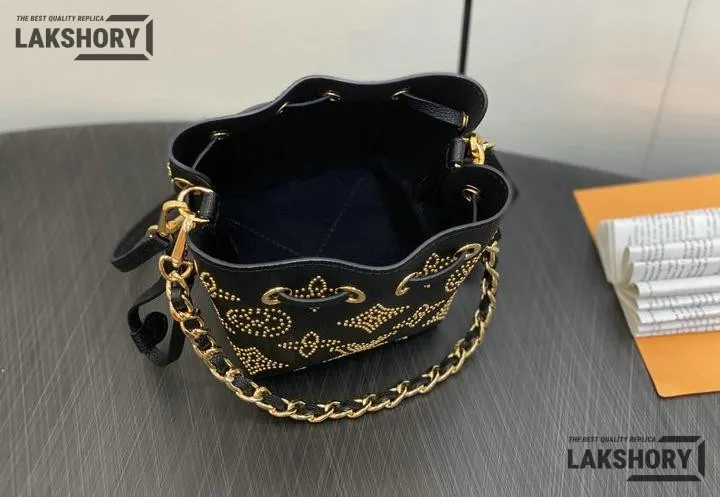 Louis Vuitton 1:1 Mirror Replica Black Pico Bella Mahina Leather 13CM/5.1IN Louis Vuitton Replica Neo Louis Vuitton 1:1 Mirror Replica Black Pico Bella Mahina Leather 13CM/5.1IN Louis Vuitton Replica Neo