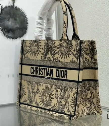 Dior 1:1 Mirror Replica Embroidered Toile de Jouy Soleil Book Tote Beige Christian Dior Replica Book Totes