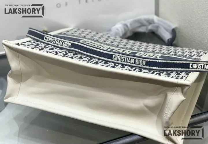 Dior 1:1 Mirror Replica Blue Oblique Chambray Embroidery & Latte Book Tote Christian Dior Replica Book Totes Dior 1:1 Mirror Replica Blue Oblique Chambray Embroidery & Latte Book Tote Christian Dior Replica Book Totes