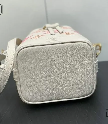 Louis Vuitton 1:1 Mirror Replica Nano Noé Beige Bag 16CM/6.3IN Louis Vuitton Replica Neo
