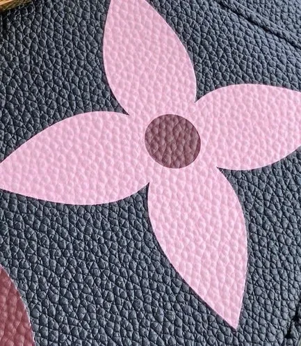 Louis Vuitton 1:1 Mirror Replica Twist Multicolor Empreinte Giant MM Black 23CM/9.1IN Louis Vuitton Replica Twist