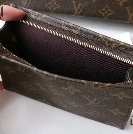 Louis Vuitton 1:1 Mirror Replica Monogram Toiletry Pouch On Chain 27CM/10.6IN Louis Vuitton Replica Pochette Accessories