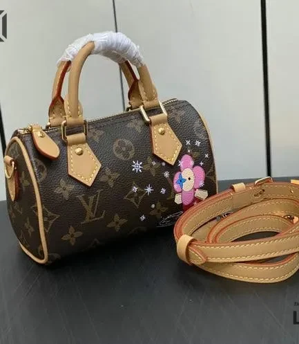 Louis Vuitton 1:1 Mirror Replica Vivienne Ice Skating Nano Speedy Bandouliere Pink 16CM/6.3IN Louis Vuitton Replica Speedy