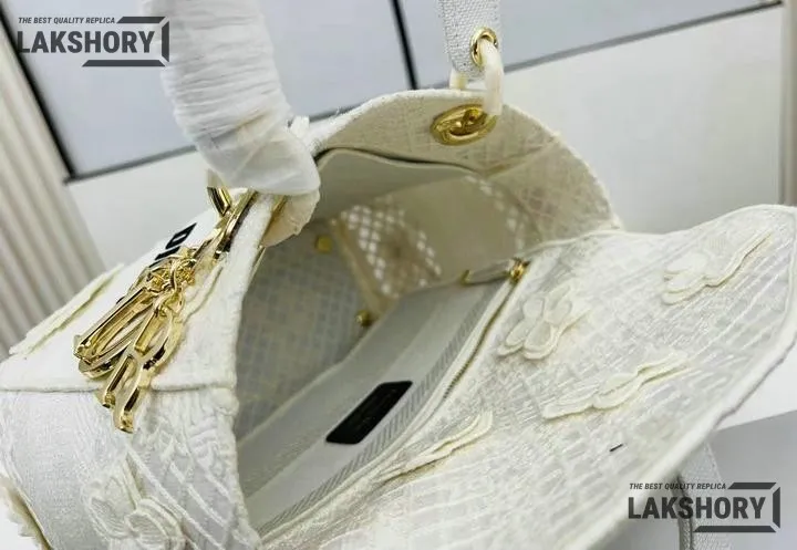 Dior 1:1 Mirror Replica Embroidery Macrame Lady D-Lite 24CM/9.4IN Christian Dior Replica Lady Dior 1:1 Mirror Replica Embroidery Macrame Lady D-Lite 24CM/9.4IN Christian Dior Replica Lady
