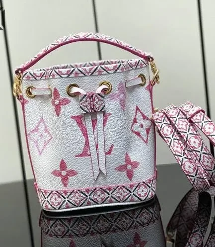 Louis Vuitton 1:1 Mirror Replica Monogram Giant By The Pool Nano Noe Rose 16CM/6.3IN Louis Vuitton Replica Neo