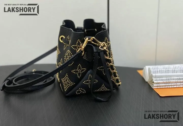 Louis Vuitton 1:1 Mirror Replica Black Pico Bella Mahina Leather 13CM/5.1IN Louis Vuitton Replica Neo Louis Vuitton 1:1 Mirror Replica Black Pico Bella Mahina Leather 13CM/5.1IN Louis Vuitton Replica Neo