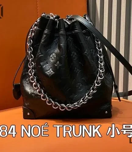 Louis Vuitton 1:1 Mirror Replica Lambskin Shadow Coussin Noe Trunk PM Black 27CM/10.6IN Louis Vuitton Replica Neo