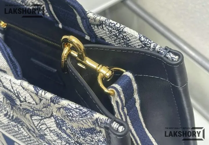 Dior 1:1 Mirror Replica Ecru & Blue Toile de Jouy Embroidery Book Tote Christian Dior Replica Book Totes Dior 1:1 Mirror Replica Ecru & Blue Toile de Jouy Embroidery Book Tote Christian Dior Replica Book Totes