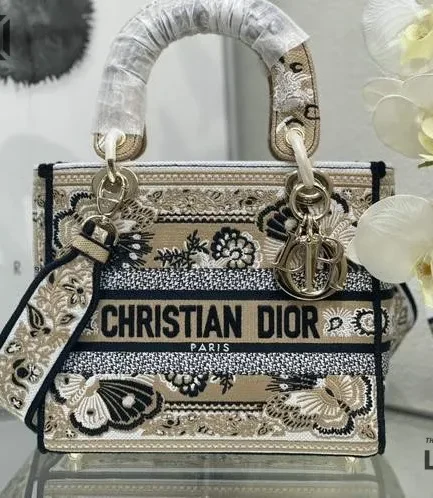 Dior 1:1 Mirror Replica Butterfly Bandana Print Lady D-Lite Beige 24CM/9.4IN Christian Dior Replica Lady