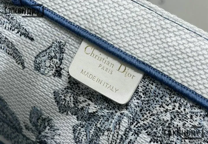 Dior 1:1 Mirror Replica Dioriviera Book Tote Toile de Jouy Palms White & Blue Christian Dior Replica Book Totes Dior 1:1 Mirror Replica Dioriviera Book Tote Toile de Jouy Palms White & Blue Christian Dior Replica Book Totes