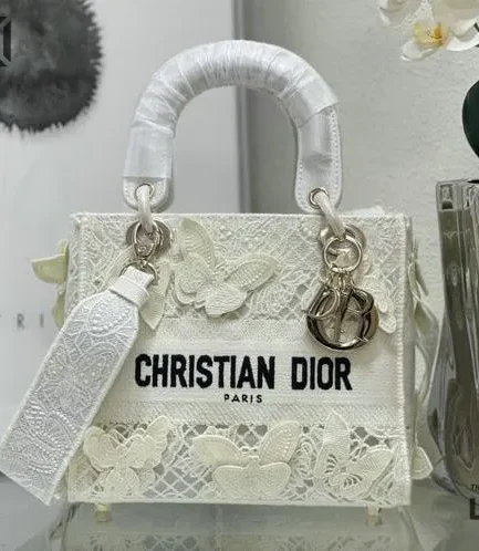 Dior 1:1 Mirror Replica Lady D-Lite D-Lace Butterfly 3D Macramé 24CM/9.4IN Christian Dior Replica Lady