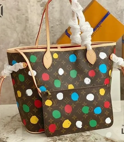 Louis Vuitton 1:1 Mirror Replica Monogram X Yayoi Dots Kusama Neverfull MM 31CM/12.2IN Louis Vuitton Replica Neverfull