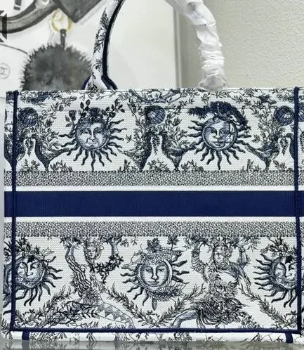 Dior 1:1 Mirror Replica Toile De Jouy Soleil Book Tote White & Blue Christian Dior Replica Book Totes