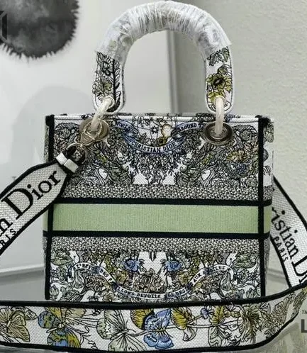 Dior 1:1 Mirror Replica Lady D-Lite Embroidery Green Butterfly 24CM/9.4IN Christian Dior Replica Lady