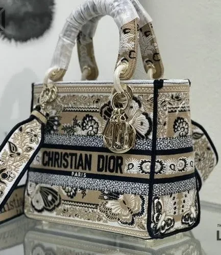 Dior 1:1 Mirror Replica Butterfly Bandana Print Lady D-Lite Beige 24CM/9.4IN Christian Dior Replica Lady