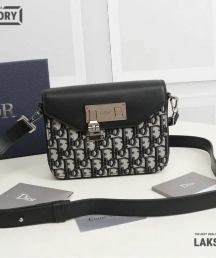 Dior 1:1 Mirror Replica Messenger Beige Black Smooth Calfskin 19CM/7.5IN Christian Dior Other Styles