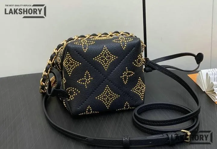 Louis Vuitton 1:1 Mirror Replica Black Pico Bella Mahina Leather 13CM/5.1IN Louis Vuitton Replica Neo Louis Vuitton 1:1 Mirror Replica Black Pico Bella Mahina Leather 13CM/5.1IN Louis Vuitton Replica Neo