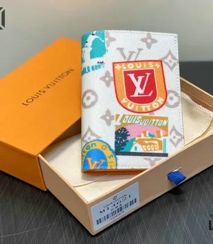 Louis Vuitton 1:1 Mirror Replica Monogram Flight Mode Passport Cover 14CM/5.5IN Louis Vuitton Replica Wallets Louis Vuitton 1:1 Mirror Replica Monogram Flight Mode Passport Cover 14CM/5.5IN Louis Vuitton Replica Wallets