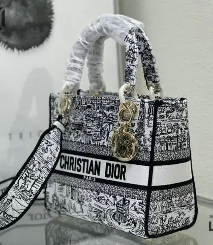 Dior 1:1 Mirror Replica Paris All Over Lady D-Lite White/Black 24CM/9.4IN Christian Dior Replica Lady