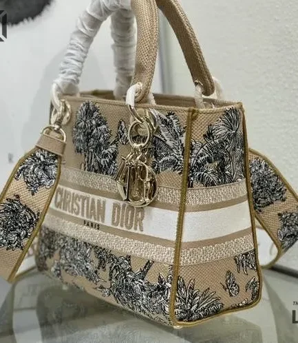 Dior 1:1 Mirror Replica Dioriviera Lady D-Lite Toile de Jouy Beige/Black 24CM/9.4IN Christian Dior Replica Lady