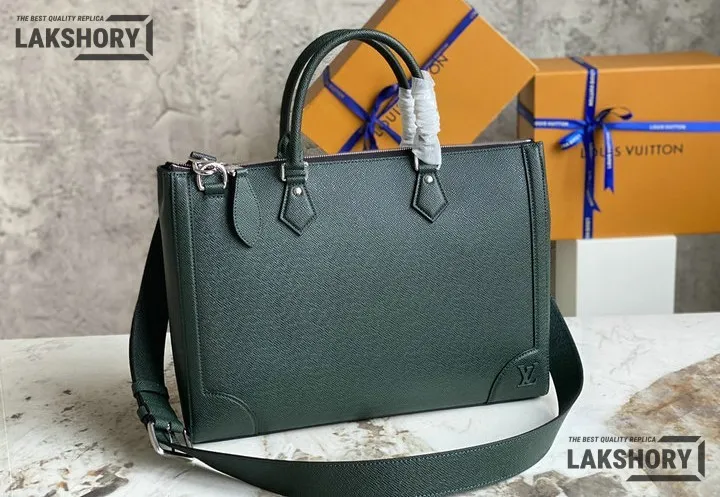 Louis Vuitton 1:1 Mirror Replica Taiga Slim Briefcase Dark Green 40CM/15.7IN Louis Vuitton Replica Business Bags Louis Vuitton 1:1 Mirror Replica Taiga Slim Briefcase Dark Green 40CM/15.7IN Louis Vuitton Replica Business Bags