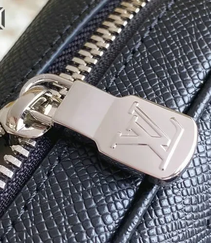 Louis Vuitton 1:1 Mirror Replica Outdoor Bumbag Monogram Eclipse Black 21CM/8.3IN Louis Vuitton Replica Bumbag