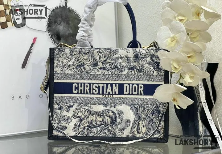 Dior 1:1 Mirror Replica Ecru & Blue Toile de Jouy Embroidery Book Tote Christian Dior Replica Book Totes Dior 1:1 Mirror Replica Ecru & Blue Toile de Jouy Embroidery Book Tote Christian Dior Replica Book Totes