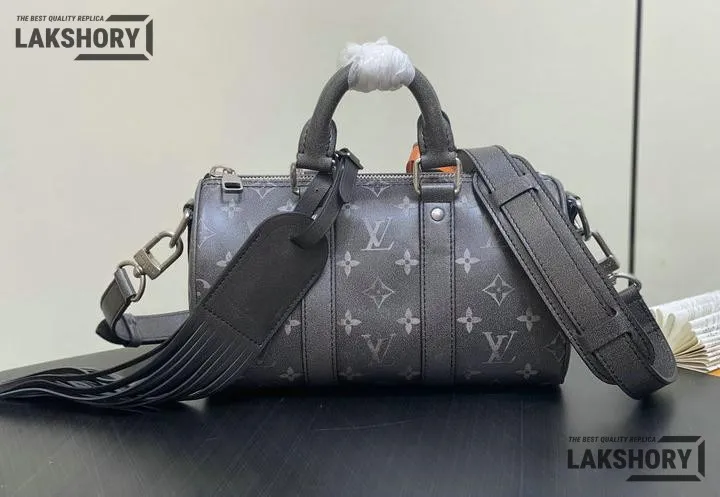 Louis Vuitton 1:1 Mirror Replica Keepall Bandoulire 25 Monogram Black 25CM/9.8IN Louis Vuitton Replica Keepall Louis Vuitton 1:1 Mirror Replica Keepall Bandoulire 25 Monogram Black 25CM/9.8IN Louis Vuitton Replica Keepall