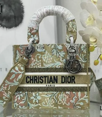 Dior 1:1 Mirror Replica Embroidered Toile De Jouy Lady D-Lite 24CM/9.4IN Christian Dior Replica Lady