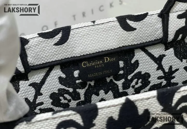 Dior 1:1 Mirror Replica Ornamental Cornely Effect Book Tote Black/White Christian Dior Replica Book Totes Dior 1:1 Mirror Replica Ornamental Cornely Effect Book Tote Black/White Christian Dior Replica Book Totes