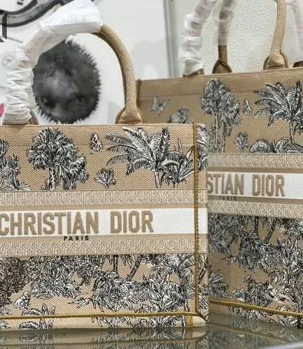 Dior 1:1 Mirror Replica Dioriviera Book Tote Beige/White Toile de Jouy Palms Christian Dior Replica Book Totes