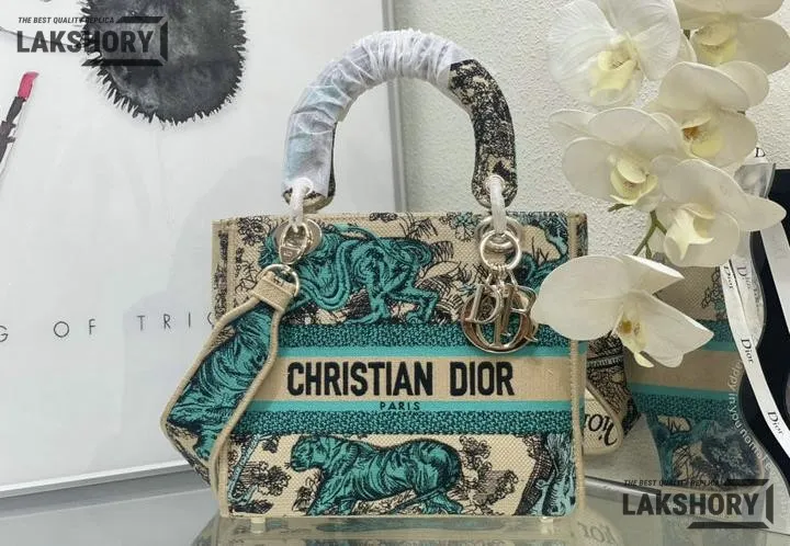Dior 1:1 Mirror Replica Lady D-Lite Medium 2way Bag 24CM/9.4IN Christian Dior Replica Lady Dior 1:1 Mirror Replica Lady D-Lite Medium 2way Bag 24CM/9.4IN Christian Dior Replica Lady