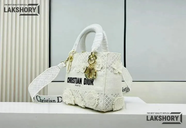 Dior 1:1 Mirror Replica Embroidery Macrame Lady D-Lite 24CM/9.4IN Christian Dior Replica Lady Dior 1:1 Mirror Replica Embroidery Macrame Lady D-Lite 24CM/9.4IN Christian Dior Replica Lady