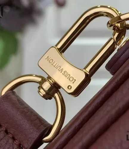 Louis Vuitton 1:1 Mirror Replica Empreinte Pochette Metis Wine 25CM/9.8IN Louis Vuitton Replica Pochette Metis