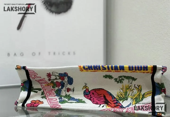 Dior 1:1 Mirror Replica Animal Jungle Book Tote Motif Embroidery Multicolour Christian Dior Replica Book Totes Dior 1:1 Mirror Replica Animal Jungle Book Tote Motif Embroidery Multicolour Christian Dior Replica Book Totes