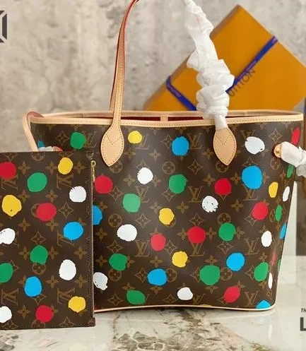 Louis Vuitton 1:1 Mirror Replica Monogram X Yayoi Dots Kusama Neverfull MM 31CM/12.2IN Louis Vuitton Replica Neverfull