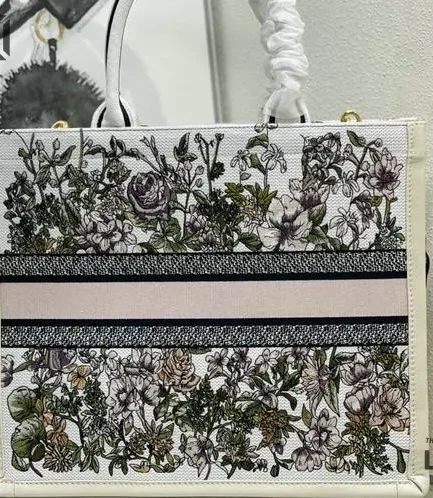 Dior 1:1 Mirror Replica Dior Book Tote Multicolor D-Floral Embroidery Christian Dior Replica Book Totes