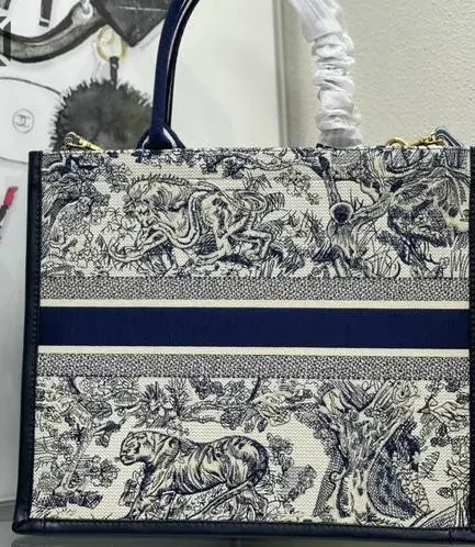 Dior 1:1 Mirror Replica Ecru & Blue Toile de Jouy Embroidery Book Tote Christian Dior Replica Book Totes
