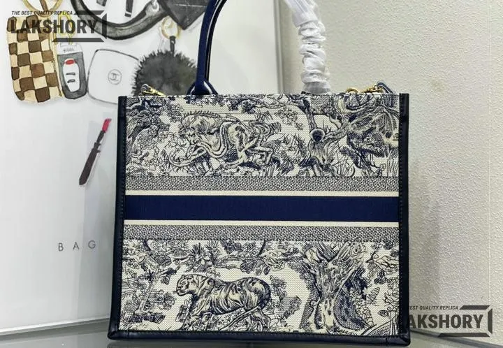 Dior 1:1 Mirror Replica Ecru & Blue Toile de Jouy Embroidery Book Tote Christian Dior Replica Book Totes Dior 1:1 Mirror Replica Ecru & Blue Toile de Jouy Embroidery Book Tote Christian Dior Replica Book Totes