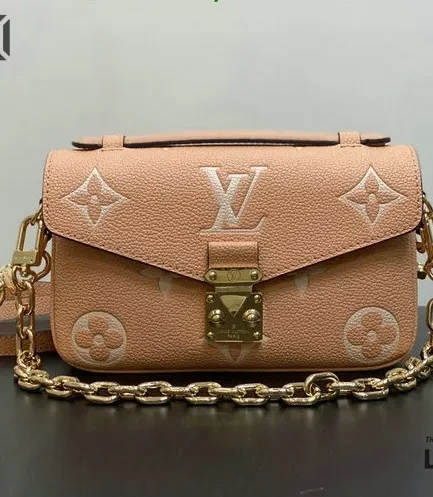 Louis Vuitton 1:1 Mirror Replica Pochette Metis East West Monogram Arizona Cream 21.5CM/8.5IN Louis Vuitton Replica Pochette Metis