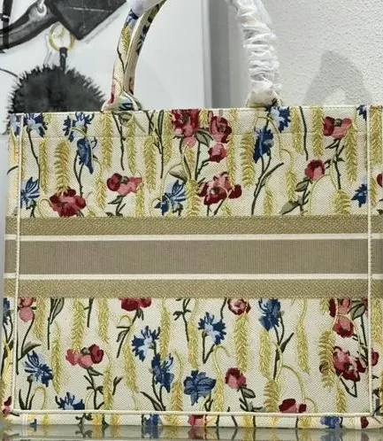 Dior 1:1 Mirror Replica Beige Multicolor Hibiscus Book Tote Embroidered Christian Dior Replica Book Totes