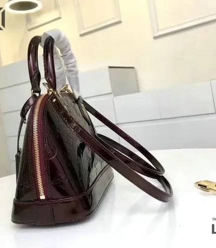 Louis Vuitton 1:1 Mirror Replica Griotte Monogram Vernis Leather Alma BB Bag 25CM/9.8IN Louis Vuitton Replica Alma