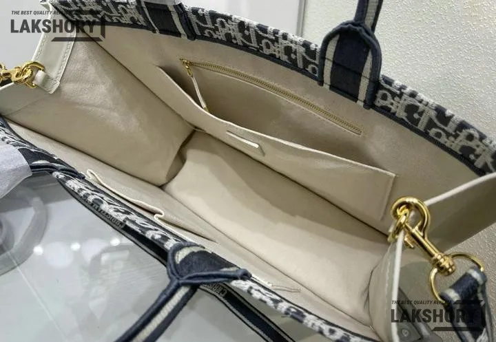 Dior 1:1 Mirror Replica Blue Oblique Chambray Embroidery & Latte Book Tote Christian Dior Replica Book Totes Dior 1:1 Mirror Replica Blue Oblique Chambray Embroidery & Latte Book Tote Christian Dior Replica Book Totes