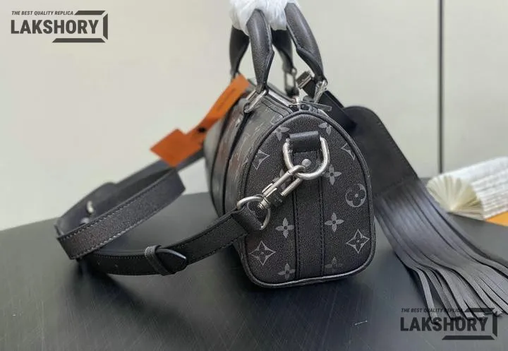Louis Vuitton 1:1 Mirror Replica Keepall Bandoulire 25 Monogram Black 25CM/9.8IN Louis Vuitton Replica Keepall Louis Vuitton 1:1 Mirror Replica Keepall Bandoulire 25 Monogram Black 25CM/9.8IN Louis Vuitton Replica Keepall