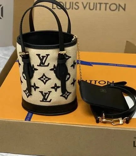 Louis Vuitton 1:1 Mirror Cotton Calfskin Monogram Nano Bucket Bag Black 17CM/6.7IN Louis Vuitton Replica Neo
