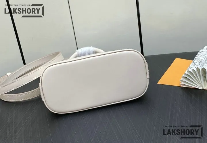 Louis Vuitton 1:1 Mirror Replica Nano Alma Epi Leather 18CM/7.1IN Louis Vuitton Replica Alma Louis Vuitton 1:1 Mirror Replica Nano Alma Epi Leather 18CM/7.1IN Louis Vuitton Replica Alma