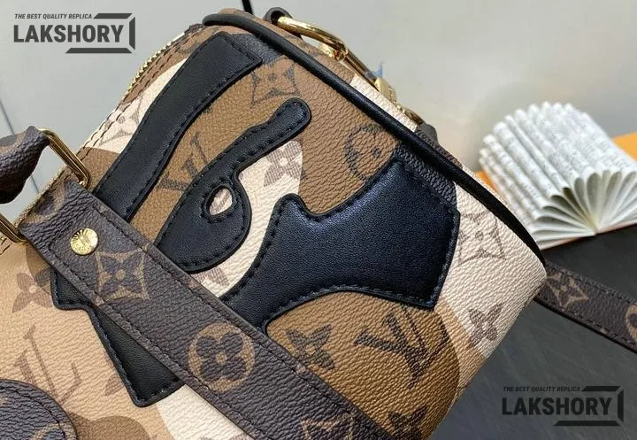 Louis Vuitton 1:1 Mirror Replica Keepall Bandoulire 25 Monogram Eclipse Multicolor 25CM/9.8IN Louis Vuitton Replica Keepall Louis Vuitton 1:1 Mirror Replica Keepall Bandoulire 25 Monogram Eclipse Multicolor 25CM/9.8IN Louis Vuitton Replica Keepall